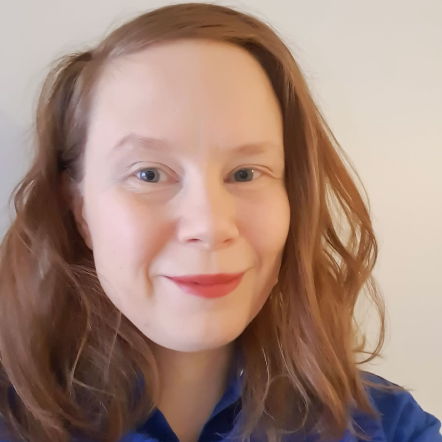 Voimauttavaa Kirjoittamista Ja Liikett Felisea